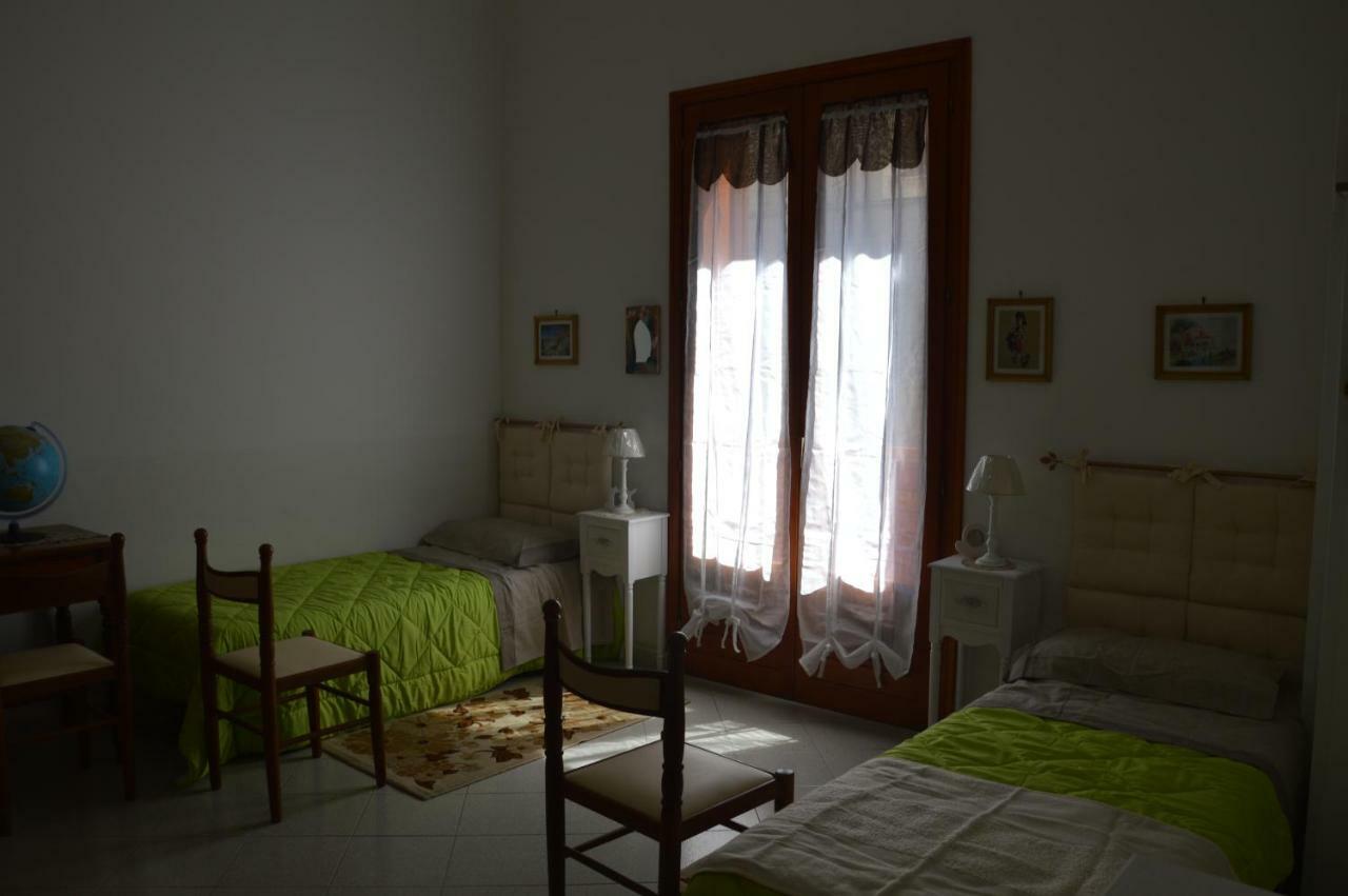 B&B Vicolo Del Chiostro Aci SantʼAntonio Exterior foto
